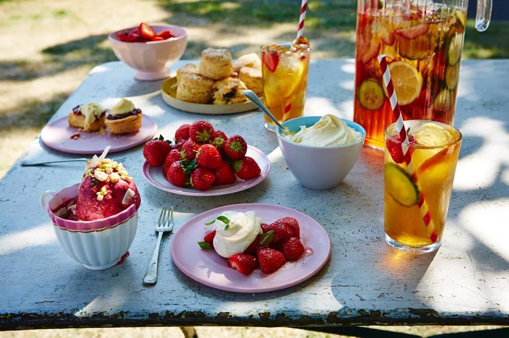 Olympics, Euros, Wimbledon: How Sporting Events Can Impact Online Sales 2 jamie oliver strawberries Publitas